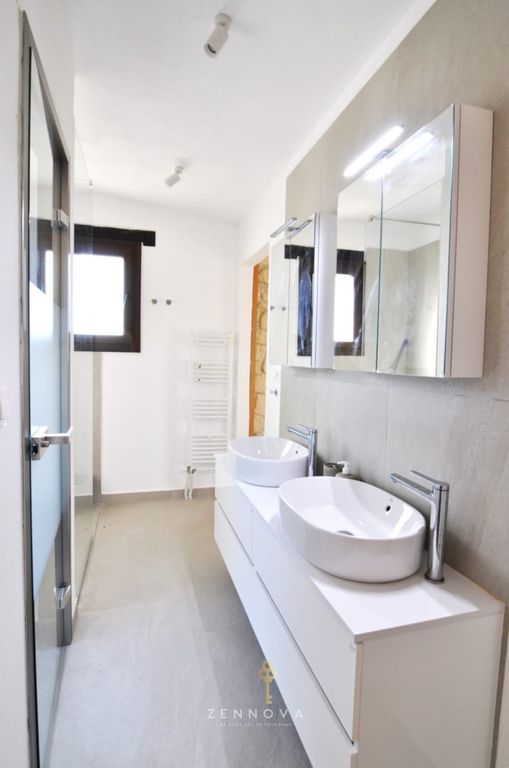 Tiara Holidays - Zennova 65 Villa Vanina - kupatilo 2